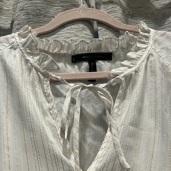 🌟2/$25🌟BcbgMaxAzria top - Picture 7 of 12